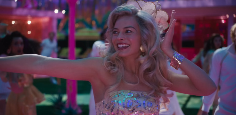 Barbie Yeni Gişe Rekoru Kırdı: The Dark Knight Filmini Geride Bıraktı