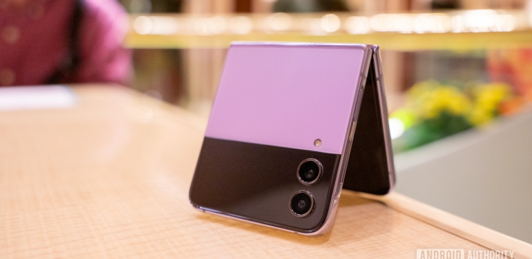 Samsung Galaxy Z Flip 5 Hakkında Tüm Bilinenler